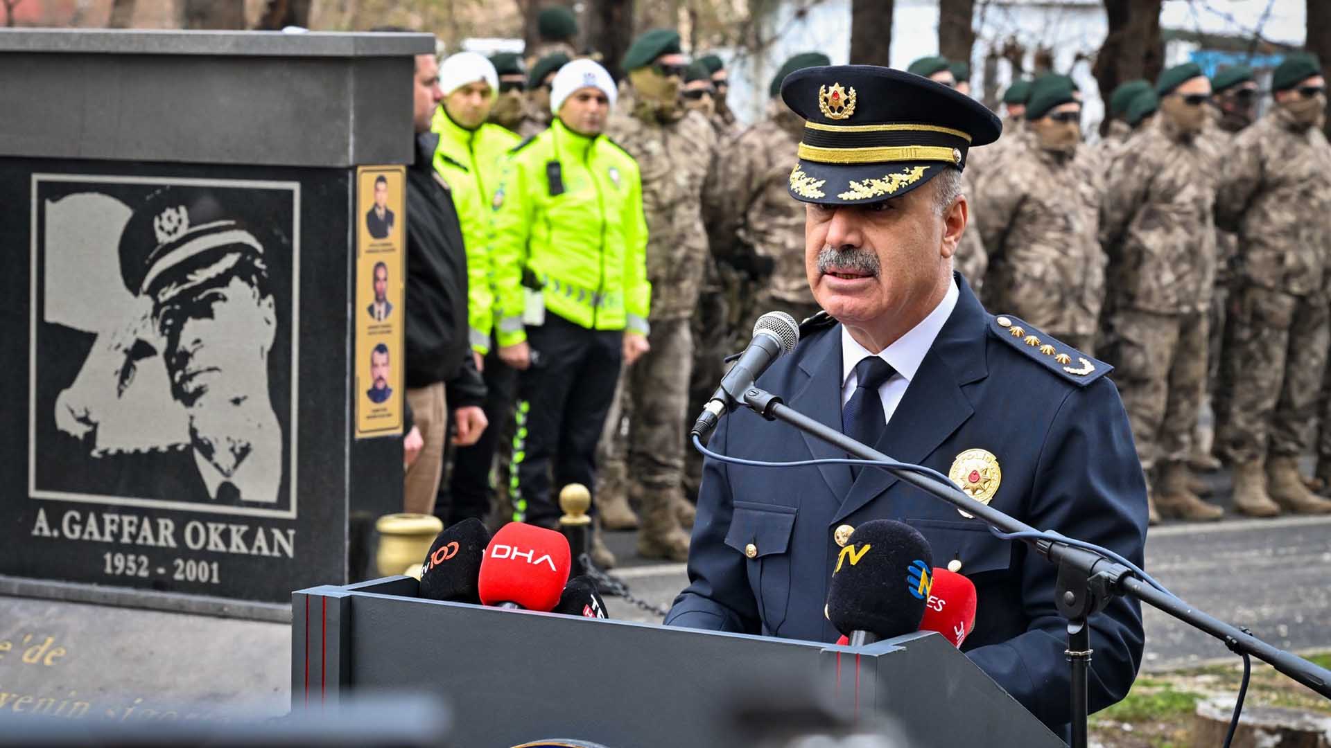 Diyarbakır’da Şehit Emniyet Müdürü Ali Gaffar Okkan, Törenle Anıldı 4