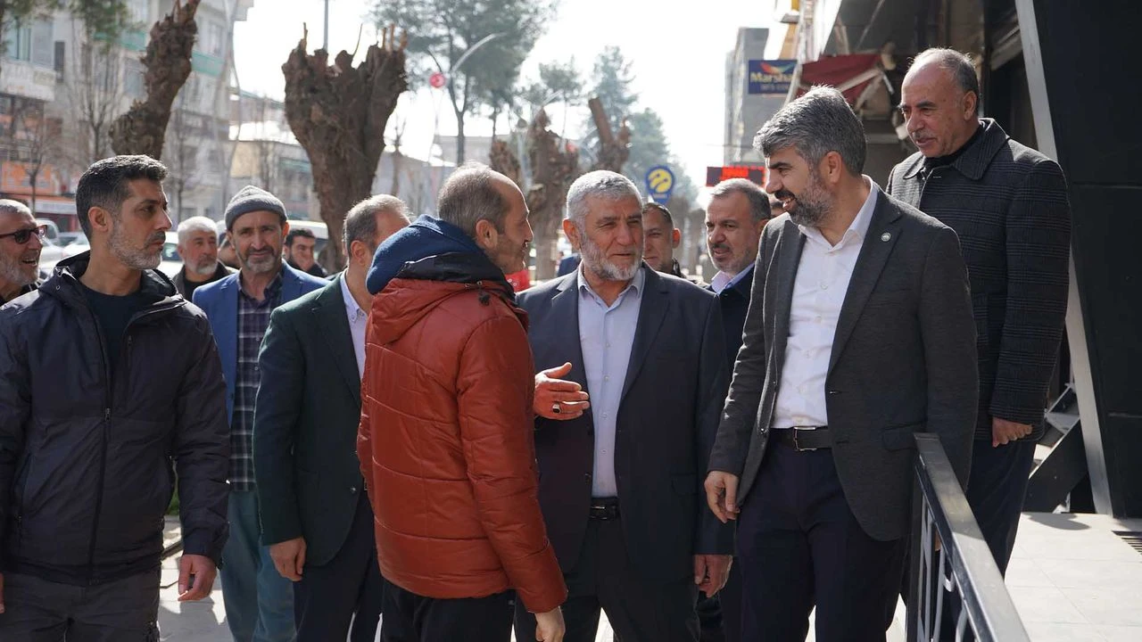 Milletvekili Dinc Bismilde Esnafla Bulustu