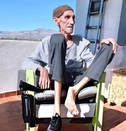 654821124 4195788393972019 2838406040922004772 N