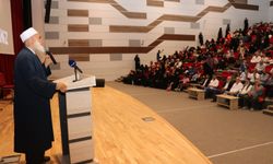 İstanbul’da Aşura Programında Kerbela Vurgusu: Molla Yaçin, Yezit Zihniyetini Eleştirdi