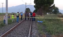Manisa’da Koyunlarını Kurtarmak İsterken Trenin Altında Kaldı