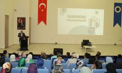 Batman Üniversite'sinde "İslam Ahlakı Din Kardeşliği" konferansı gerçekleştirildi