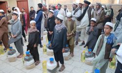 Afganistan'da ihtiyaç sahiplerine gıda ve kırmızı et yardımı
