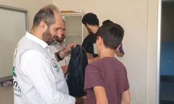 Avrupa Yetim Eli, Kahramanmaraşlı depremzede öğrencilere kırtasiye yardımında bulundu