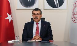 Bakan Tekin mesleki çalışma döneminin açılışında öğretmenlere hitap etti
