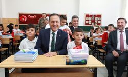 Bingöl Valisi Usta ‘İlköğretim Haftası’ açılış programına katıldı