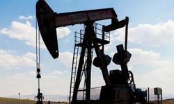 Brent petrolün varili uluslararası piyasalarda 92,50 dolardan işlem görüyor