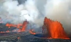 Hawaii'deki yanardağ yeniden patladı
