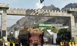 Pakistan-Afganistan sınırındaki kapı yeniden faaliyete geçti
