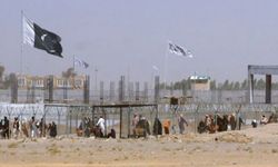 Pakistan, sınır çatışmalarının ardından Afganistan sınırını kapattı