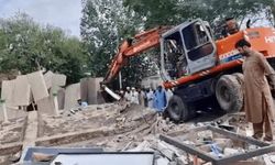 Pakistan'da ikinci canlı bomba saldırısı camide düzenlendi: 4 ölü çok sayıda yaralı
