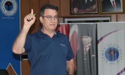 Rektör Yusuf Baran öğrencilere başarı öyküsünü anlattı