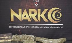 Ağrı'da şüphe üzerine durdurulan 2 kişinin üzerinden uyuşturucu çıktı