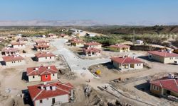 Bakan Özhaseki: Hatay'da 309 bin 872 bağımsız bölüm yapıyoruz