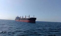 Çanakkale Boğazı'nda kargo gemisi arızalandı