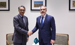 Dışişleri Bakanı Fidan, Pakistanlı mevkidaşı Jilani ile görüştü