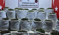 Diyarbakır'da yaklaşık bir ton uyuşturucu ele geçirildi