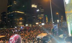 İşgalcilerin Gazze'de hastaneleri bombalaması İstanbul'da binlerce kişi tarafından protesto edildi
