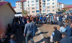 Site yönetiminin fahiş fiyatlarına tepki gösteren TOKİ sakinlerinden yetkililere çağrı