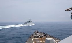 ABD ve Kanada savaş gemileri Tayvan Boğazı'nda 