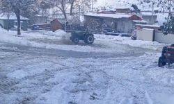 Bursa'da köylüler karda traktörle drift yaptı