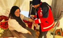 Deprem bölgesinde 2 milyon 741 bin 618 sağlık taraması yapıldı
