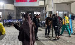 DSÖ: Şifa Hastanesi tanklarla çevrili ve çıkmak isteyenlere ateş açılıyor