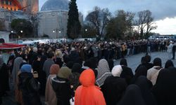 Hür gençlikten Ayasofya'dan Gazze'ye dua
