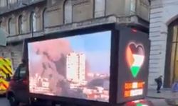 Londra sokaklarında işgal rejimi soykırımı LED ekranlardan izletiliyor