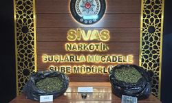 Sivas'ta uyuşturucu operasyonu: 3 kilo 450 gram esrar ele geçirildi