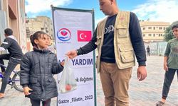 Yetimler Vakfı Gazze'de sıcak yemek yardımlarını sürdürüyor
