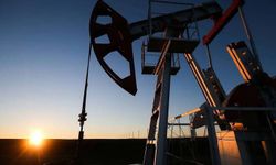 Brent petrolün varil fiyatı 77,23 dolar seviyesinde