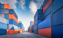 Ege Bölgesi'nin 10 aylık dış ticaret fazlası 8 milyar doları aştı