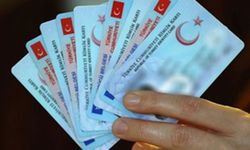 Ehliyet ve kimlik için yenileme tarihi yeniden açıklandı