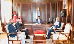 HÜDA PAR Hatay İl Başkanı Fırat Gültekin'den Hatay Valisine nezaket ziyareti