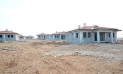 İlk etapta 30 köy evi teslim edilecek