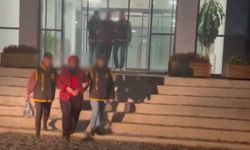 Kırmızı bültenle aranan 2 şüpheli yakalandı