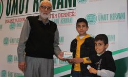 Minik kardeşlerden Filistin'e bağış