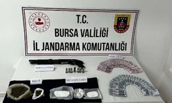 Bursa'da uyuşturucu ele geçirildi, 2 kişi gözaltına alındı