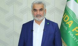 HÜDA PAR Genel Başkanı Yapıcıoğlu'ndan Fatih Camii'ndeki saldırıya kınama!