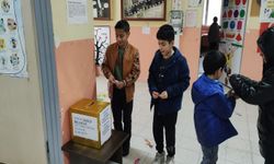 İlk ve ortaokul öğrencileri Filistin için etkinlik düzenledi