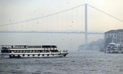 İstanbul Boğazı'nda gemi trafiği askıya alındı