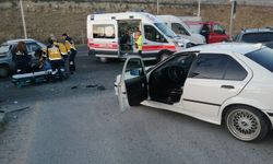 Malatya'da 2 araç çarpıştı: 3 yaralı