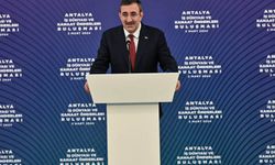 Cumhurbaşkanı Yardımcısı Yılmaz'dan "cari açığa" ilişkin değerlendirme