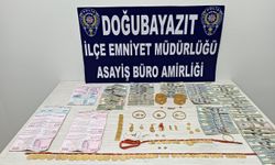 Ağrı'da çalınan 1.5 Milyon TL'lik altın ve para sahiplerine teslim edildi