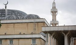 İtalya'da tepki çeken karar: Cemaatle namaz kılmak yasaklandı