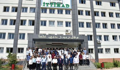 Bağlar Belediye Başkanı Beyoğlu İTTİHADUL ULEMA'yı ziyaret etti