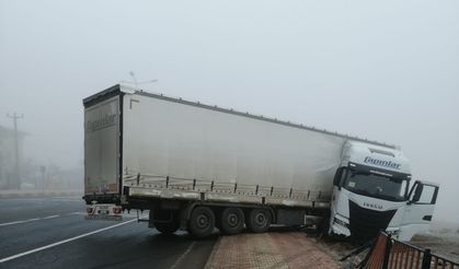 Buzlanma Çınar'da kazalara neden oldu