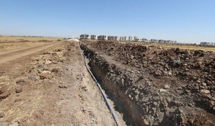 Kayapınar’a yeni içme suyu hattı döşeniyor