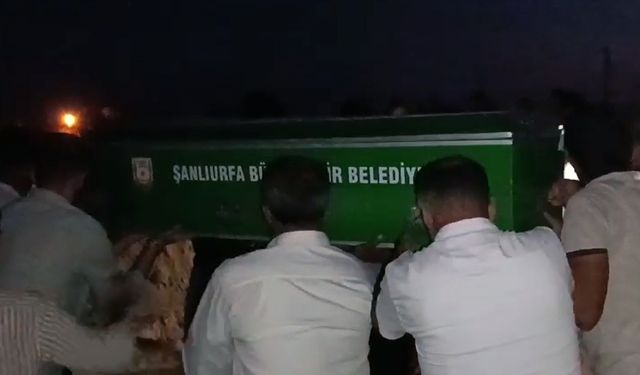 Şanlıurfa’da yüzme havuzunda boğulan 14 yaşındaki çocuk defnedildi